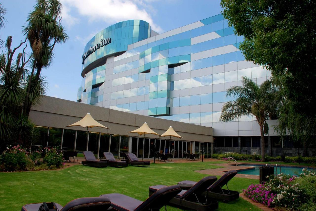 Southern Sun Or Tambo International Airport Hotel Kempton Park Buitenkant foto South African Sun