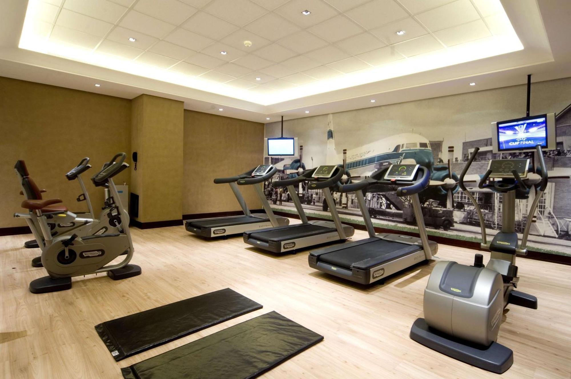 Southern Sun Or Tambo International Airport Hotel Kempton Park Buitenkant foto Fitness room